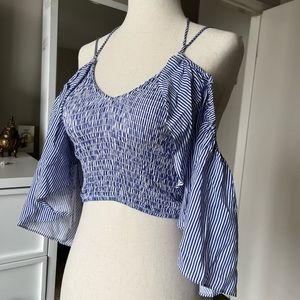 NWOT Lulus Off Shoulder Flowing Flutter Sleeve Halter Tie Crop Top